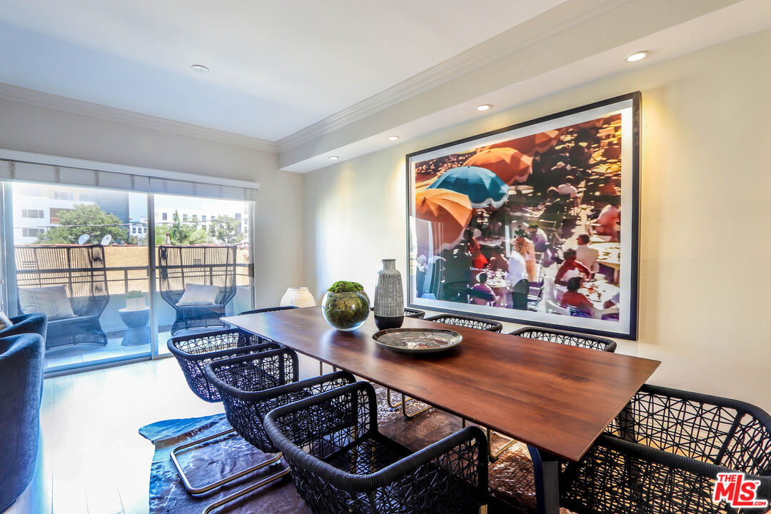 121 S Palm Dr Unit: 404