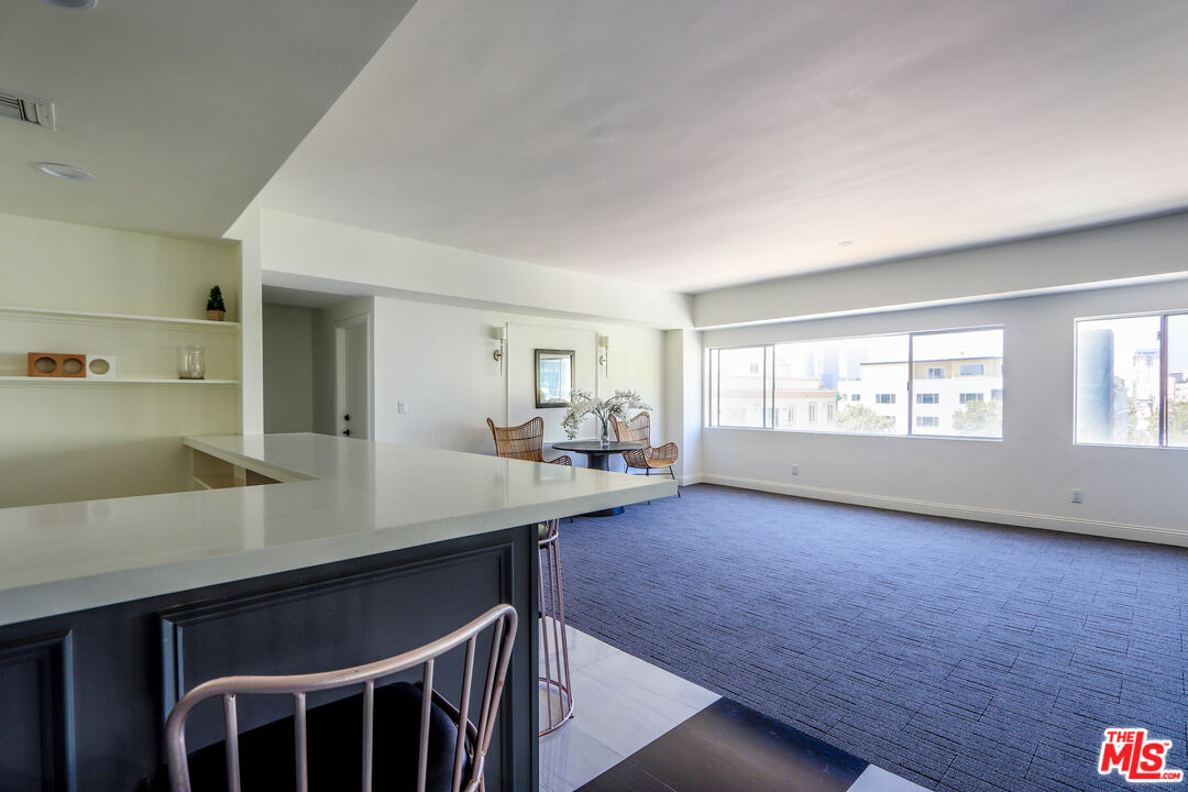 121 S Palm Dr Unit: 404