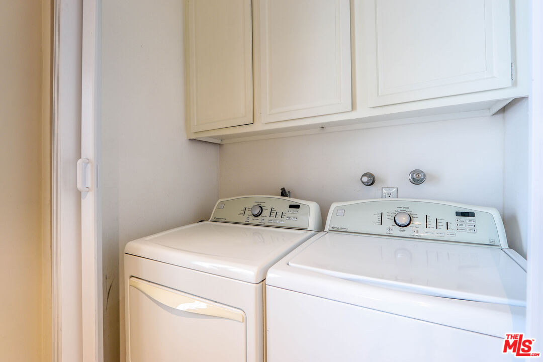 121 S Palm Dr Unit: 404