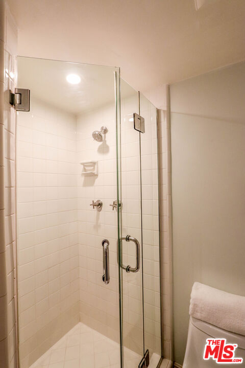 121 S Palm Dr Unit: 404