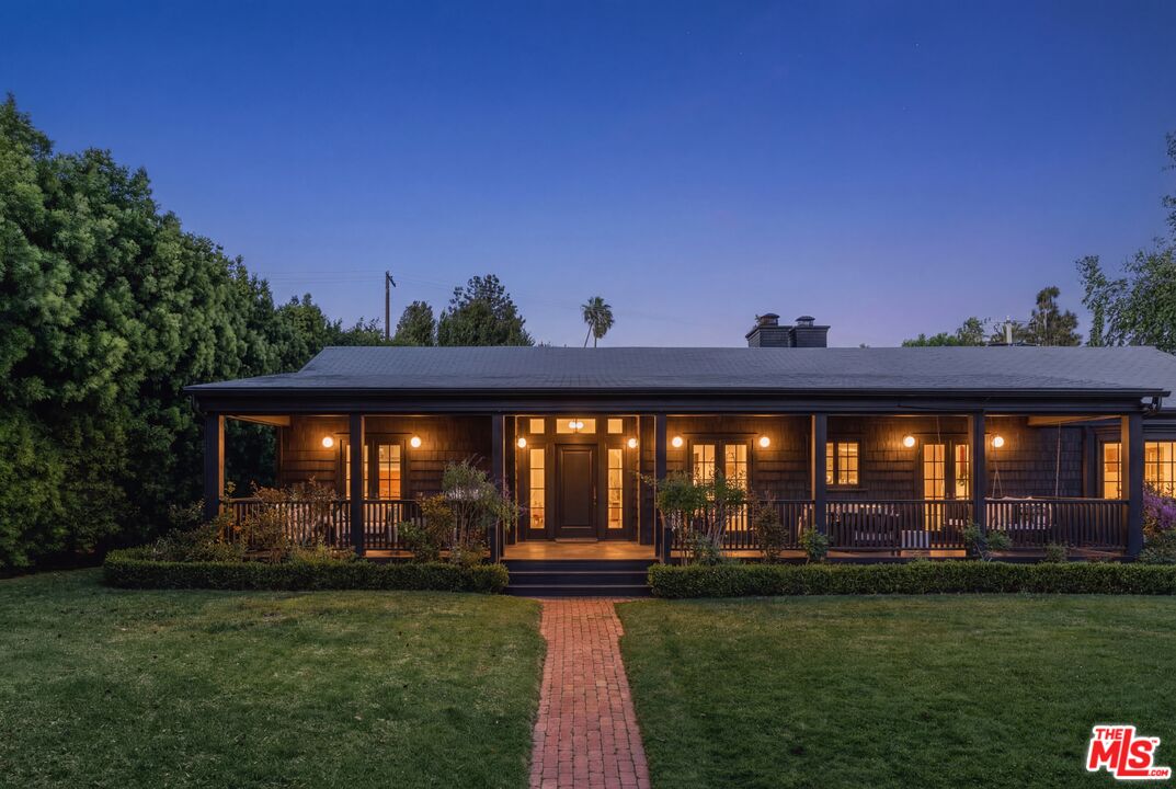 250 S Chadbourne Ave