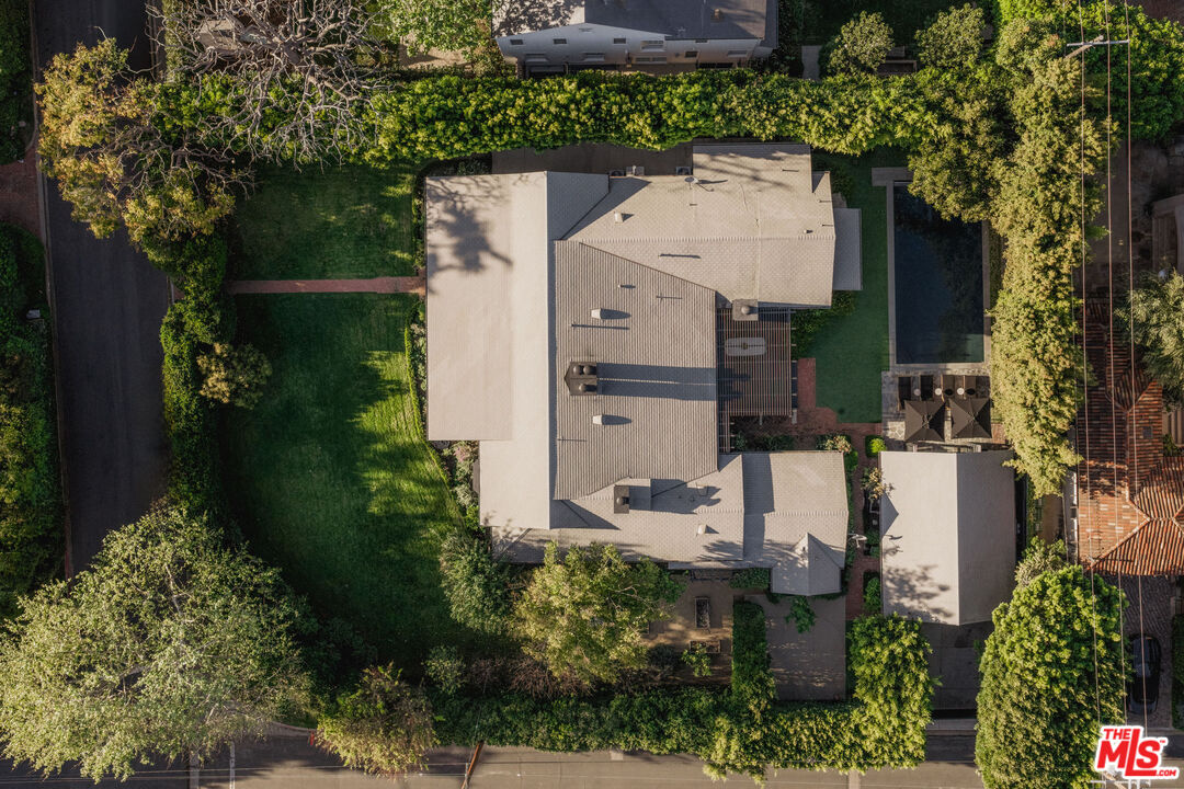 250 S Chadbourne Ave