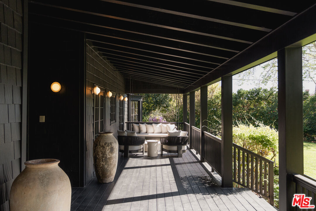 250 S Chadbourne Ave