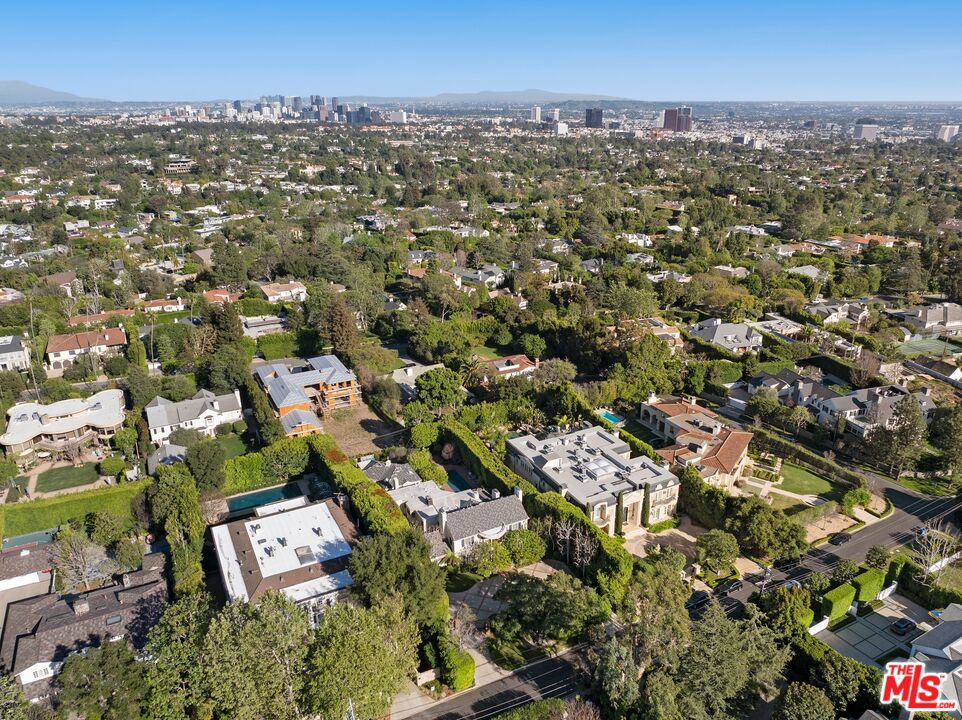 524 N Rockingham Ave