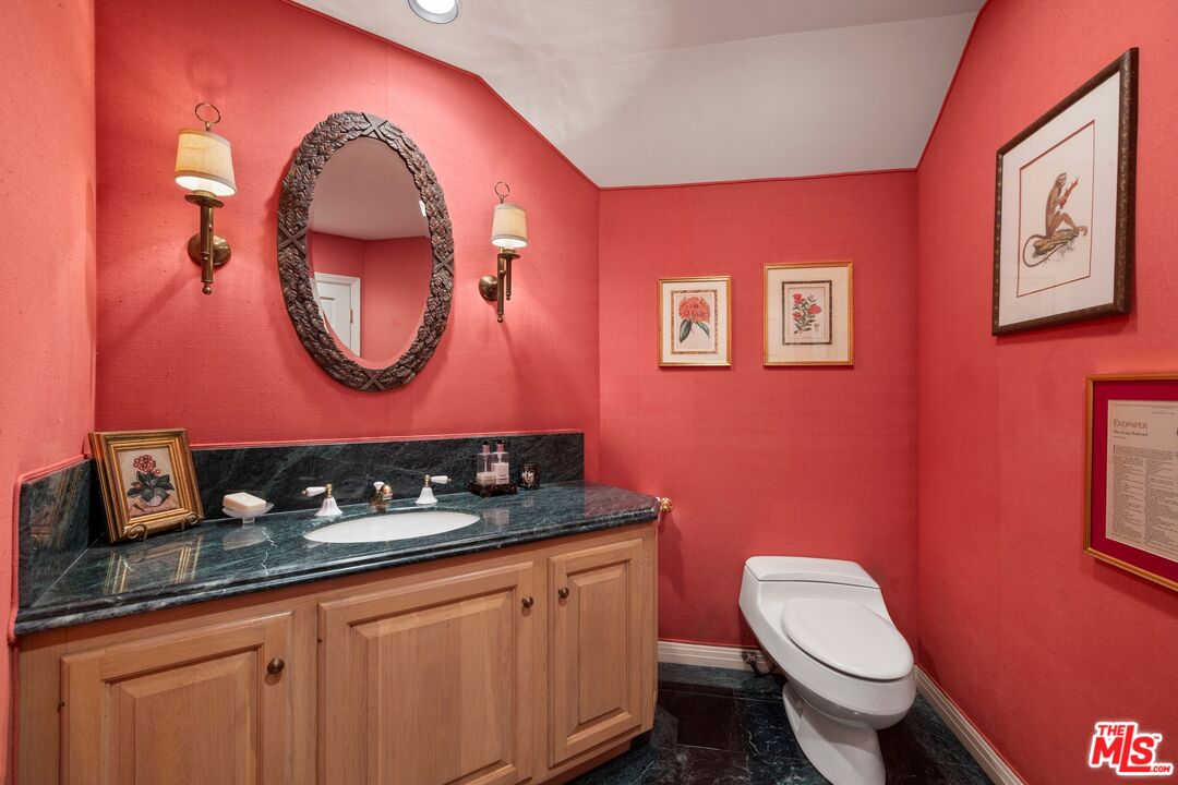 524 N Rockingham Ave