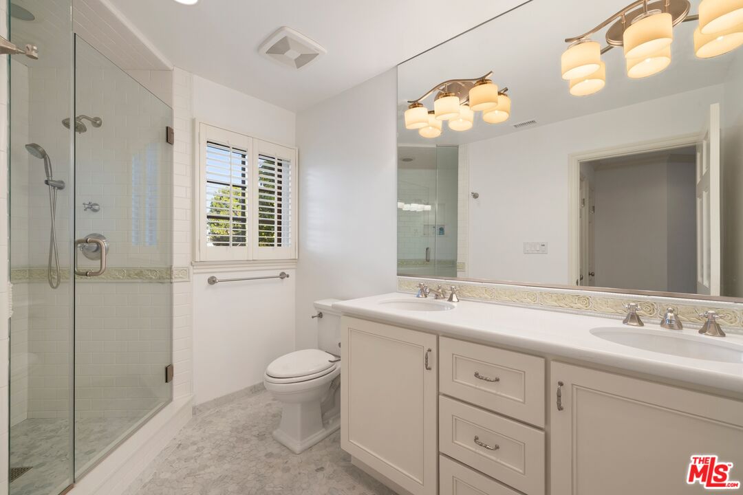 524 N Rockingham Ave