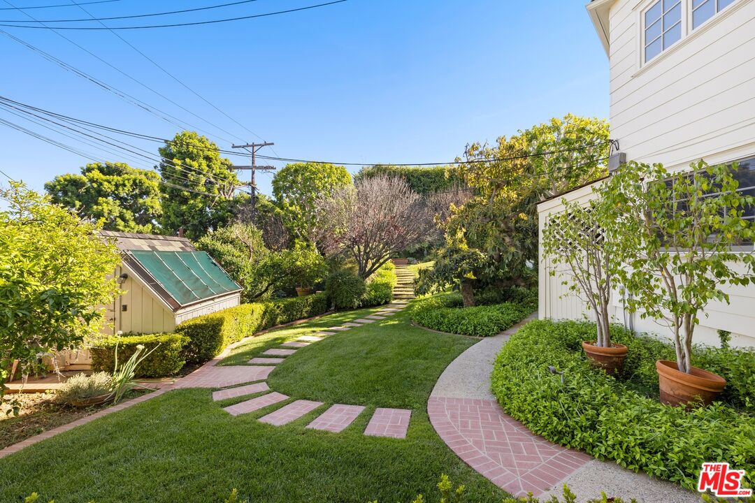 524 N Rockingham Ave