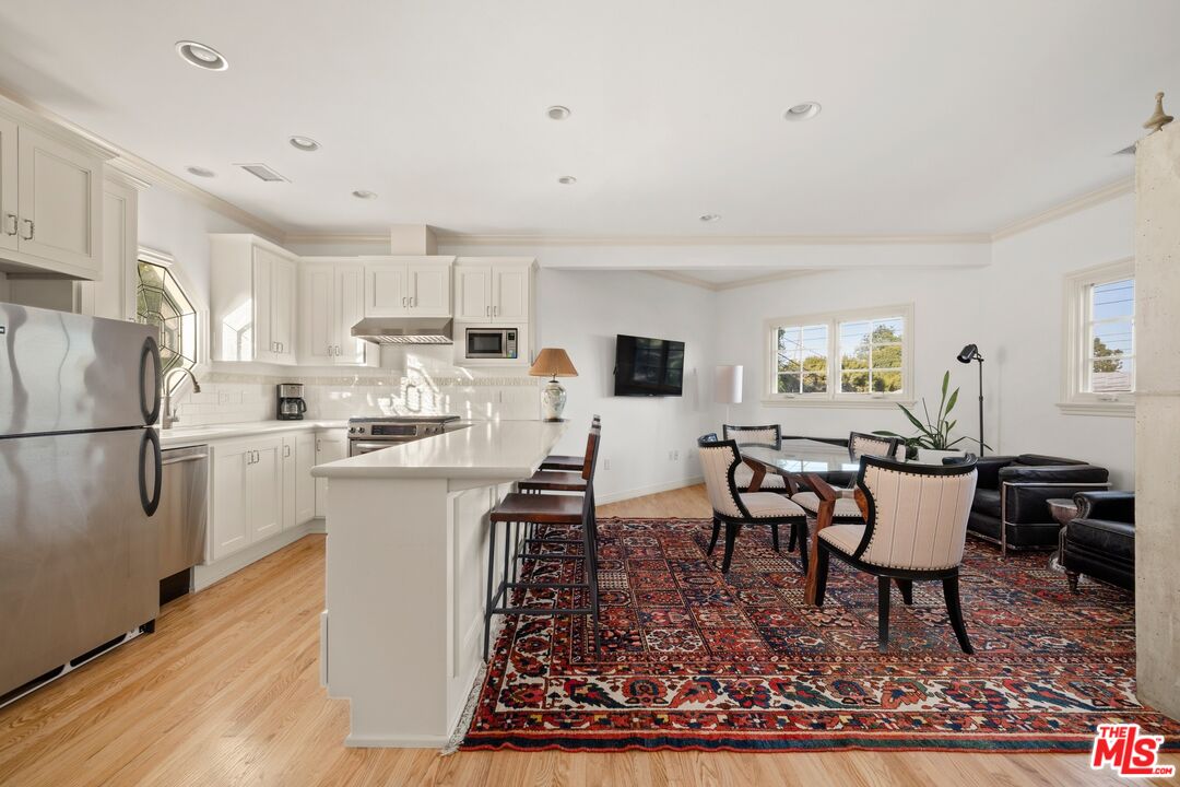 524 N Rockingham Ave