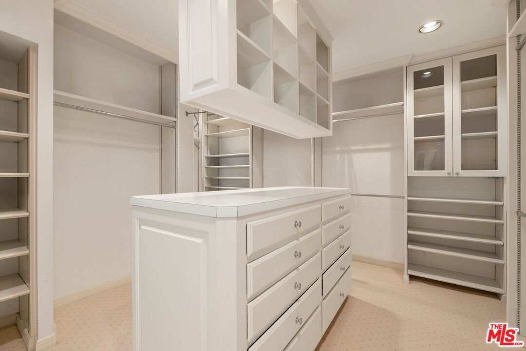 524 N Rockingham Ave