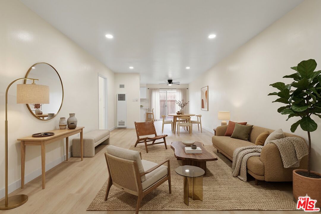 7825 W Manchester Ave Unit: 1