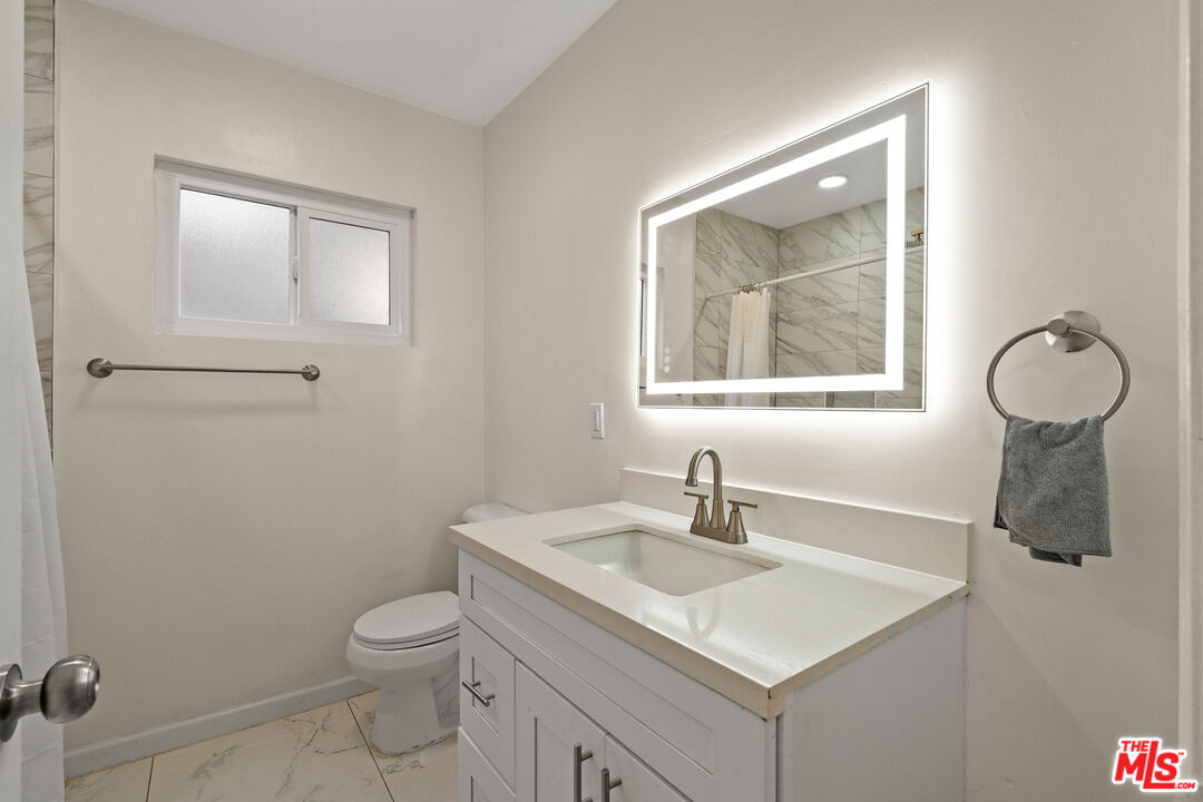 7825 W Manchester Ave Unit: 1