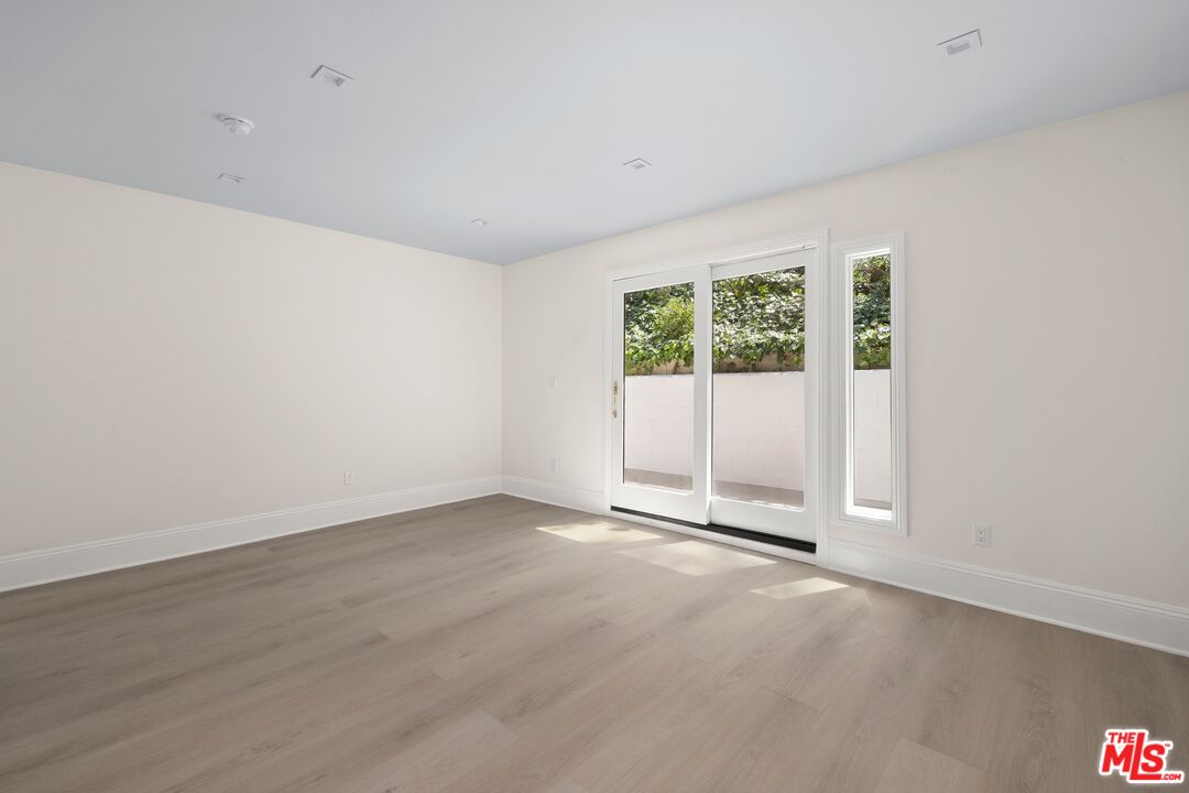 1727 Stone Canyon Rd