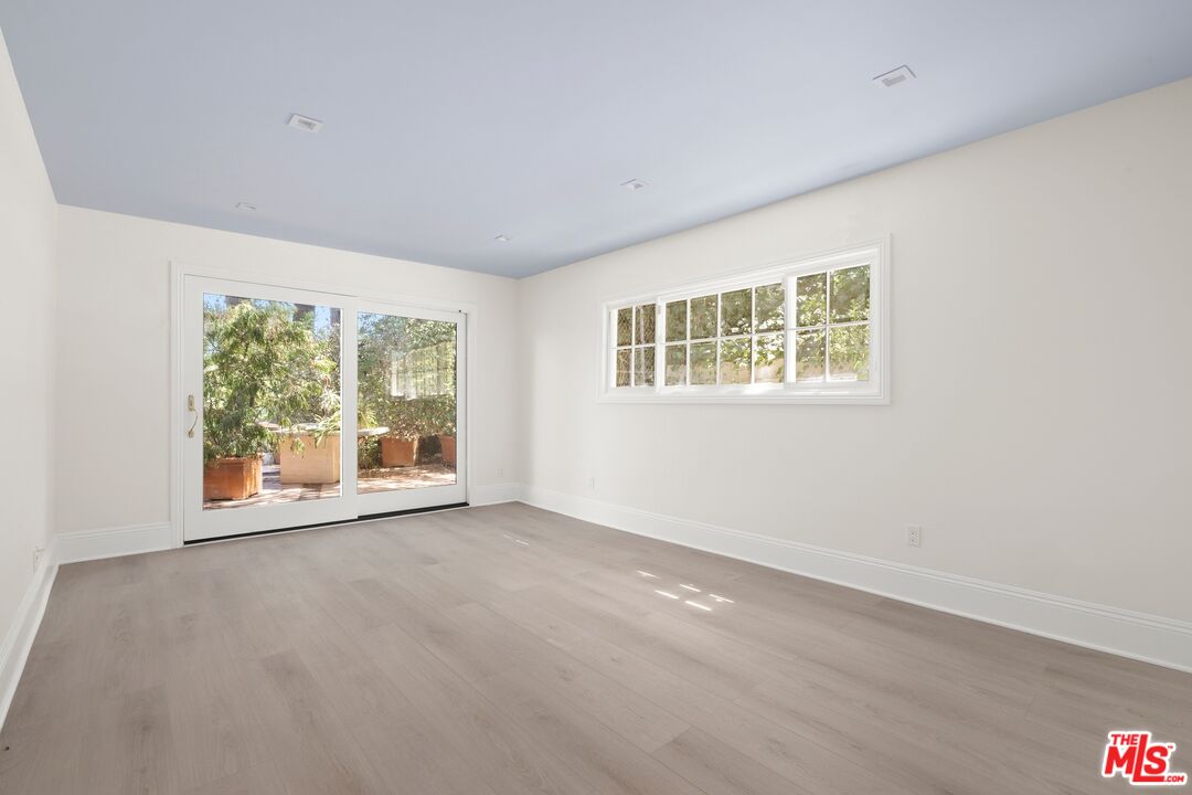 1727 Stone Canyon Rd