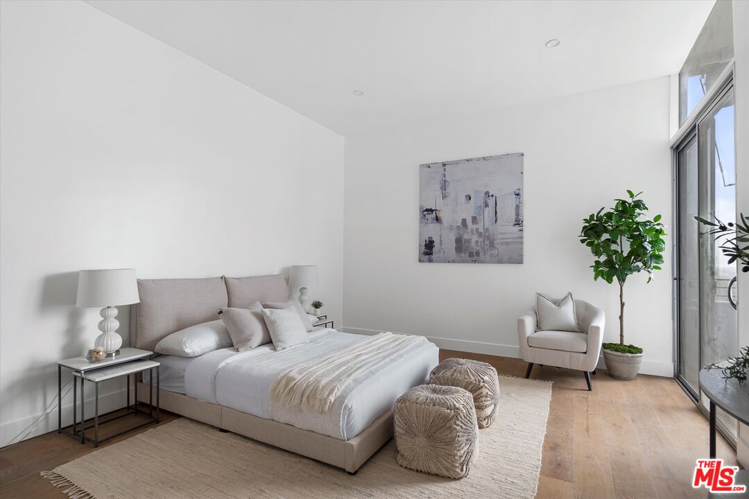 16601 Marquez Ave Unit: 302