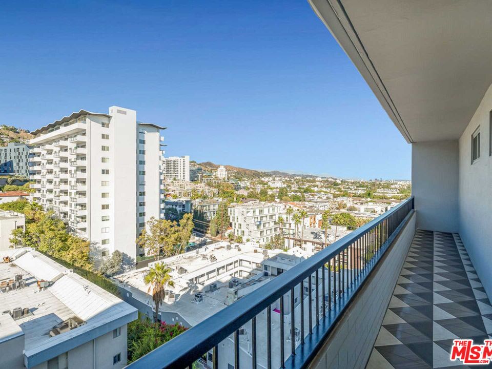 1100 Alta Loma Rd Unit: 1404