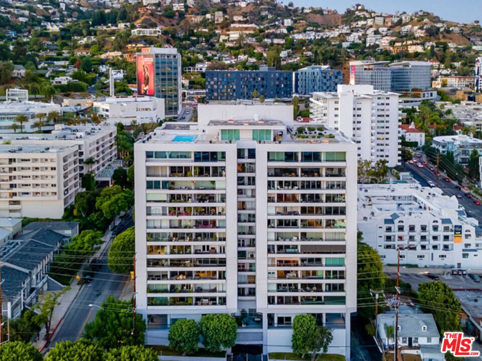 1100 Alta Loma Rd Unit: 1404