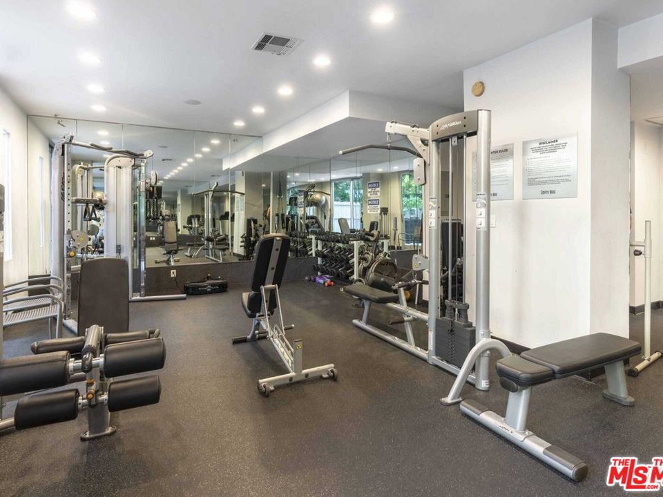 1100 Alta Loma Rd Unit: 1404