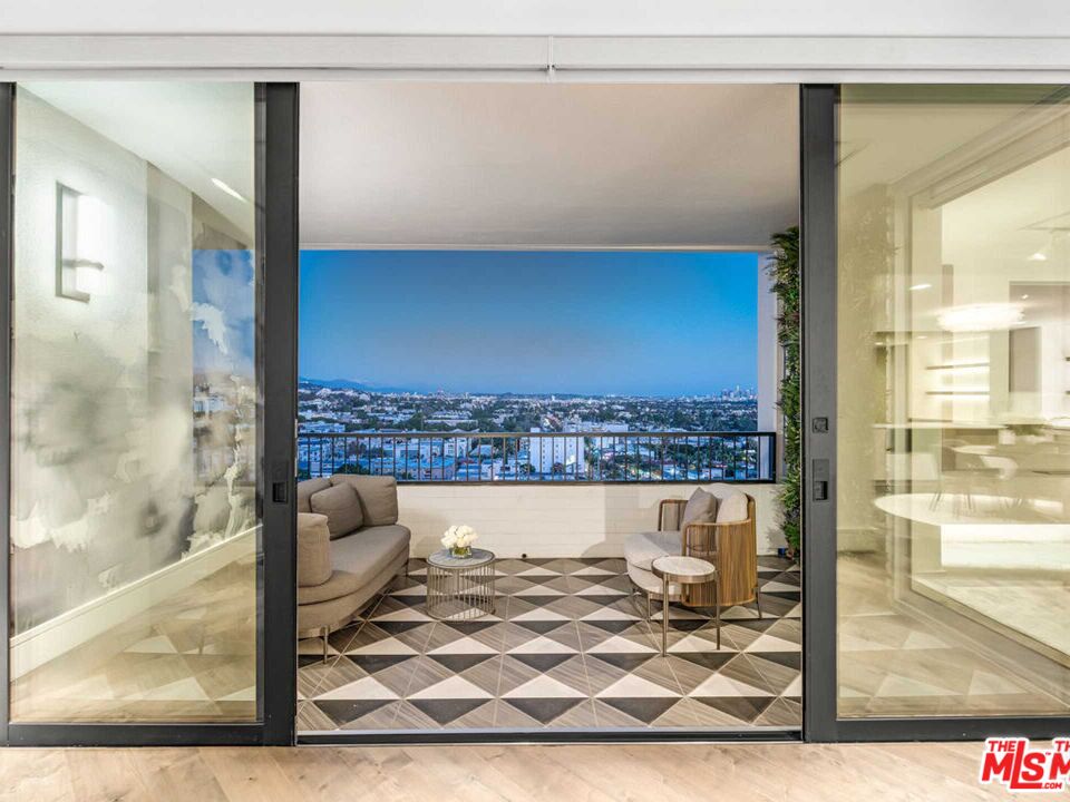 1100 Alta Loma Rd Unit: 1404