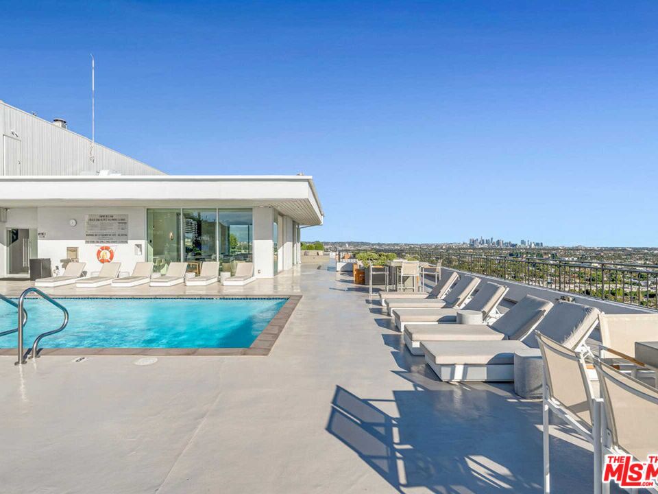 1100 Alta Loma Rd Unit: 1404