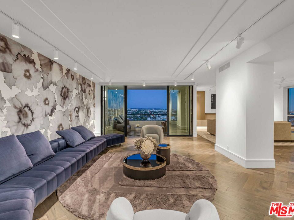 1100 Alta Loma Rd Unit: 1404