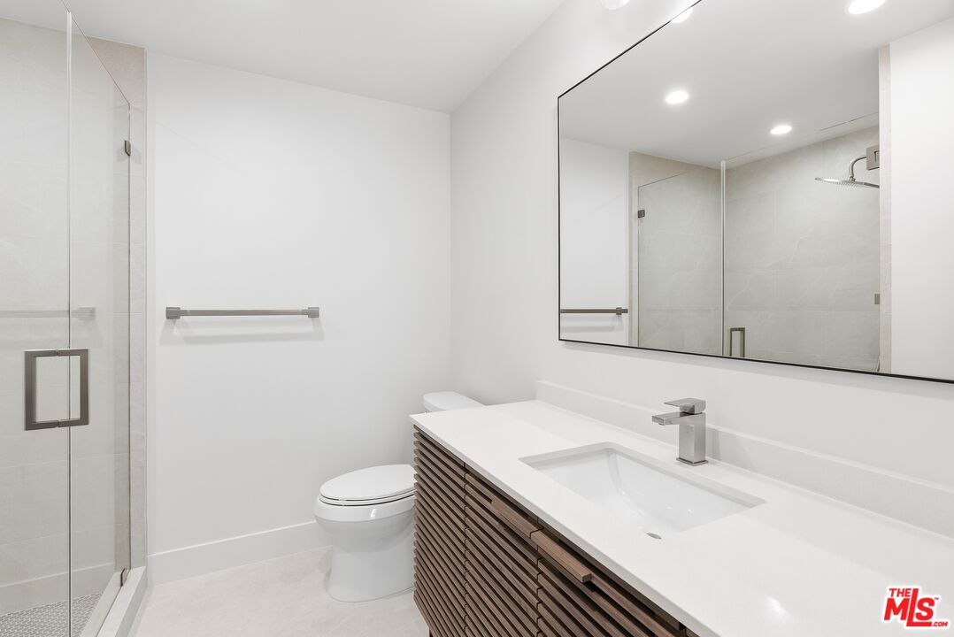 515 Ocean Ave Unit: 304N