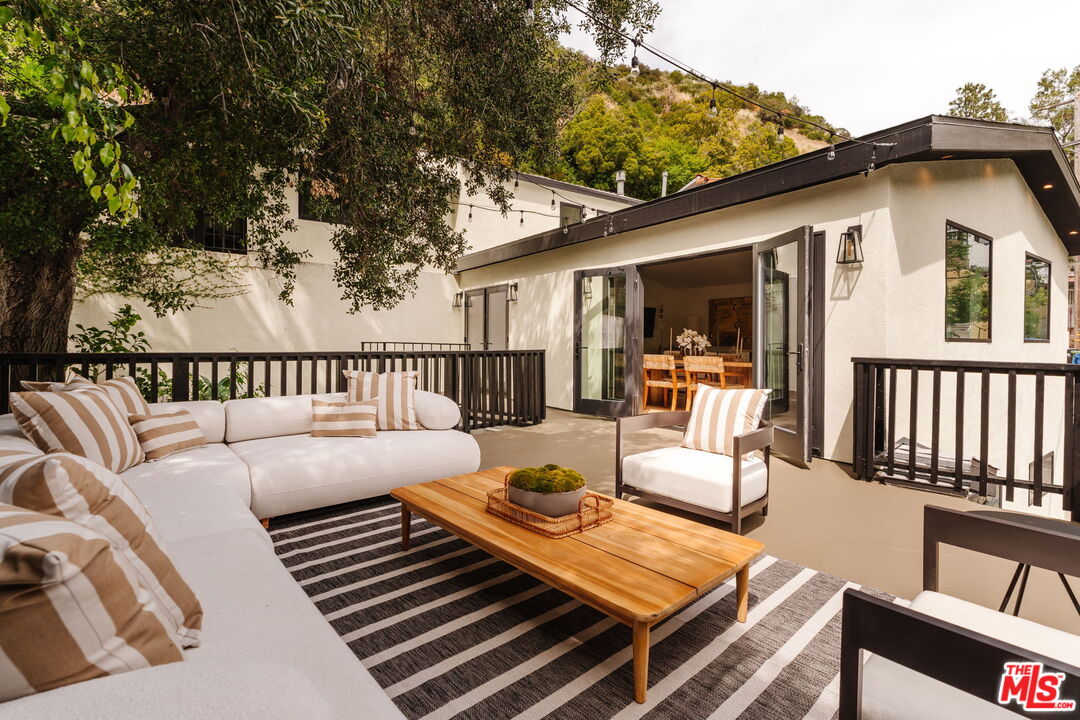 9849 Portola Dr