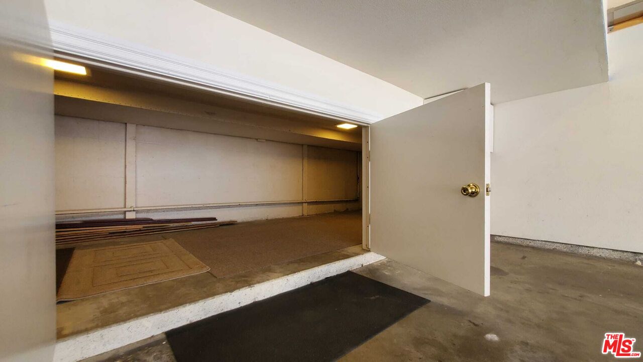 7320 Balboa Blvd Unit: 123