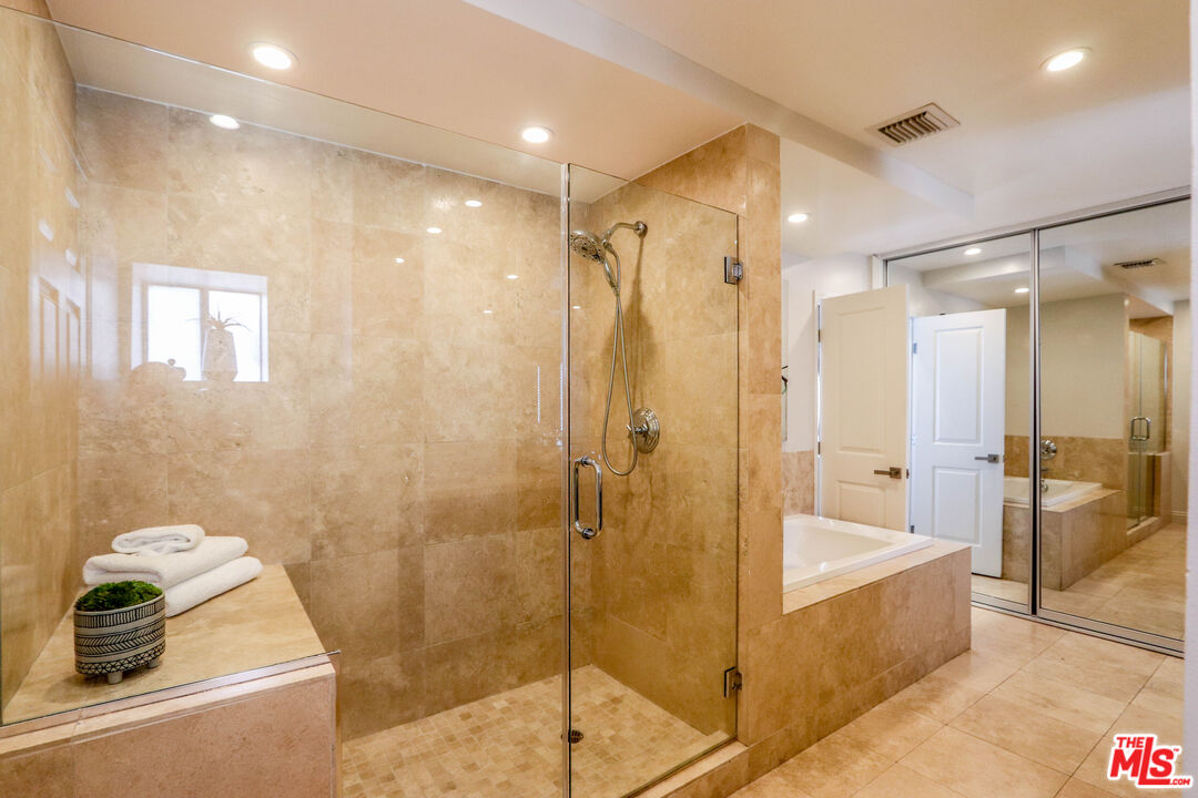 121 S Palm Dr Unit: 404