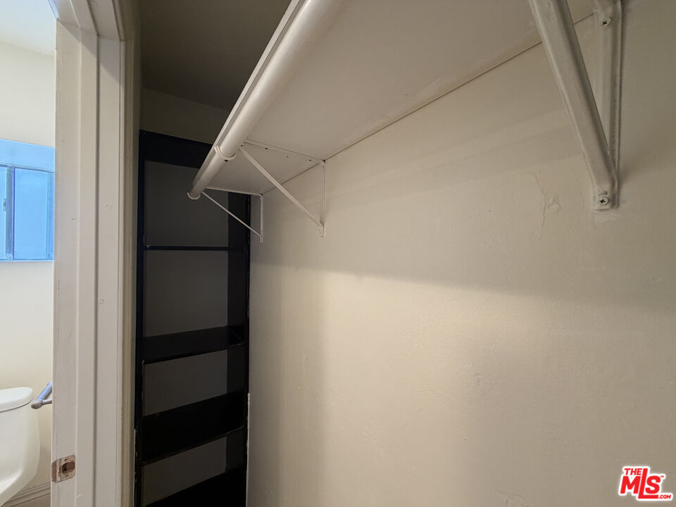 121 S Palm Dr Unit: 404