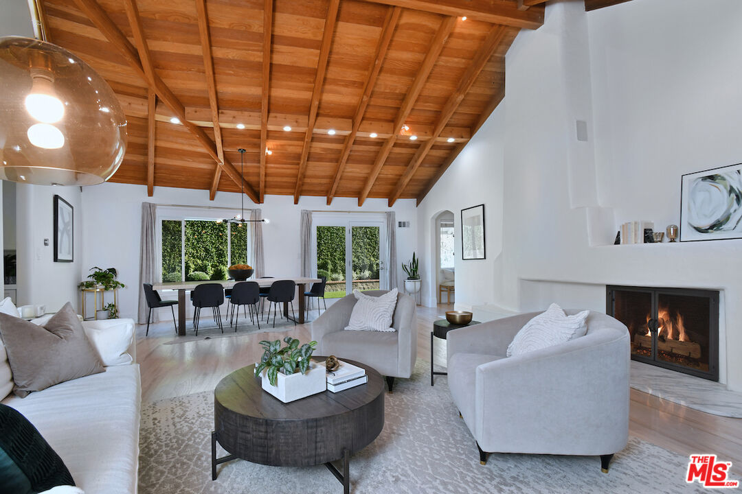 4524 Balboa Ave