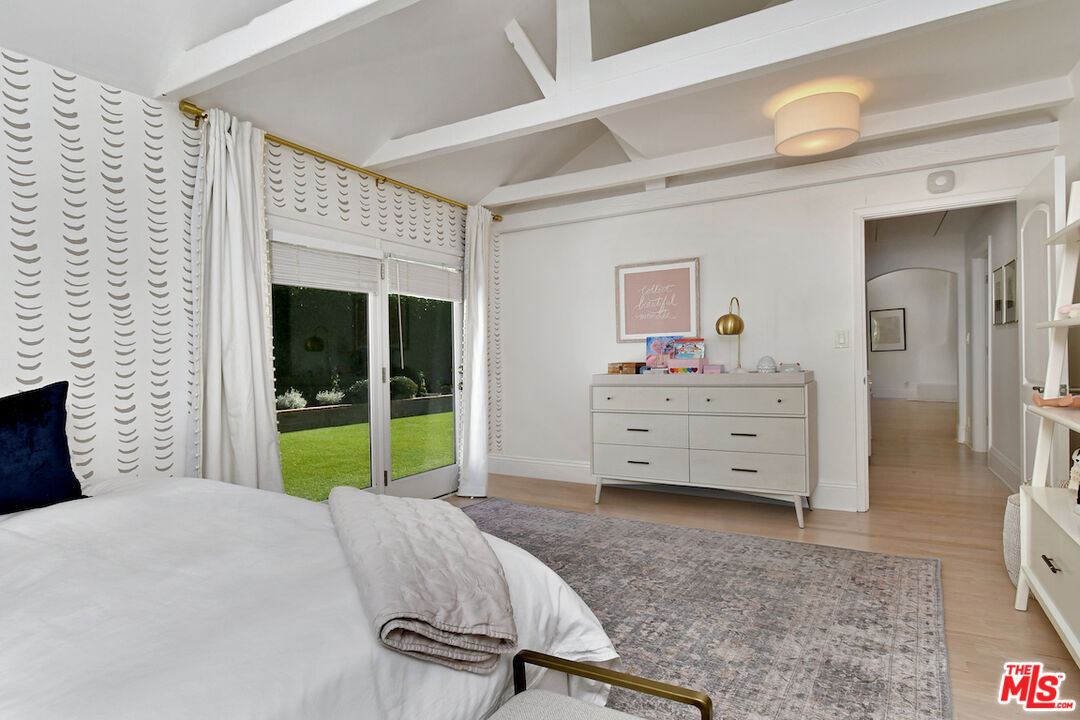 4524 Balboa Ave