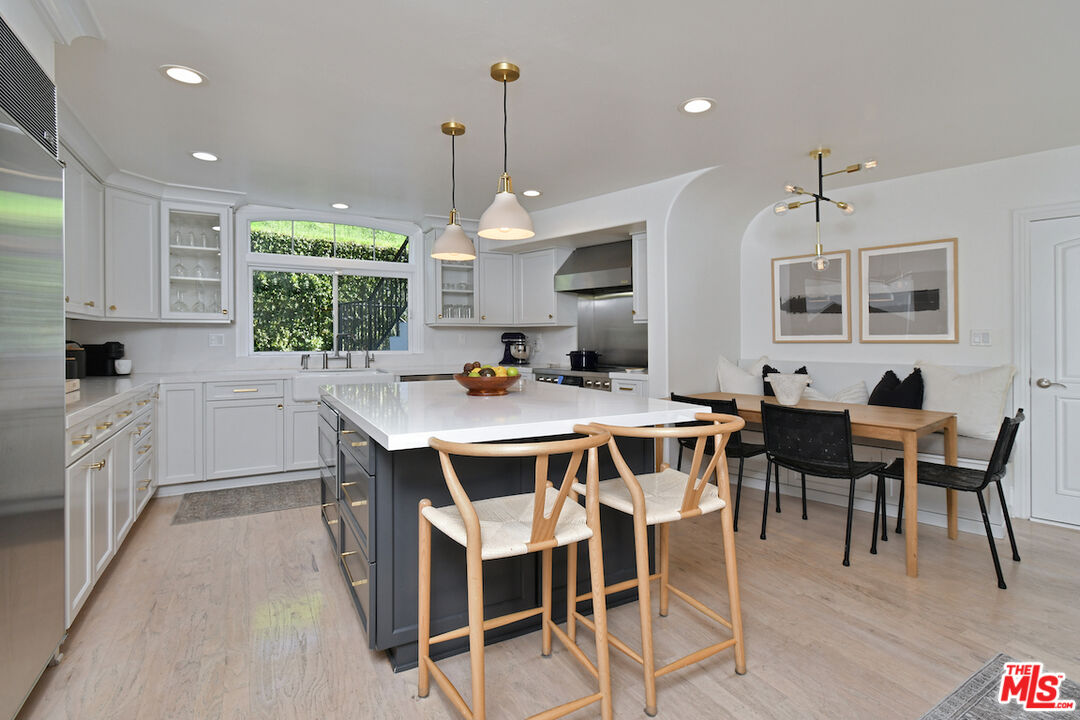 4524 Balboa Ave