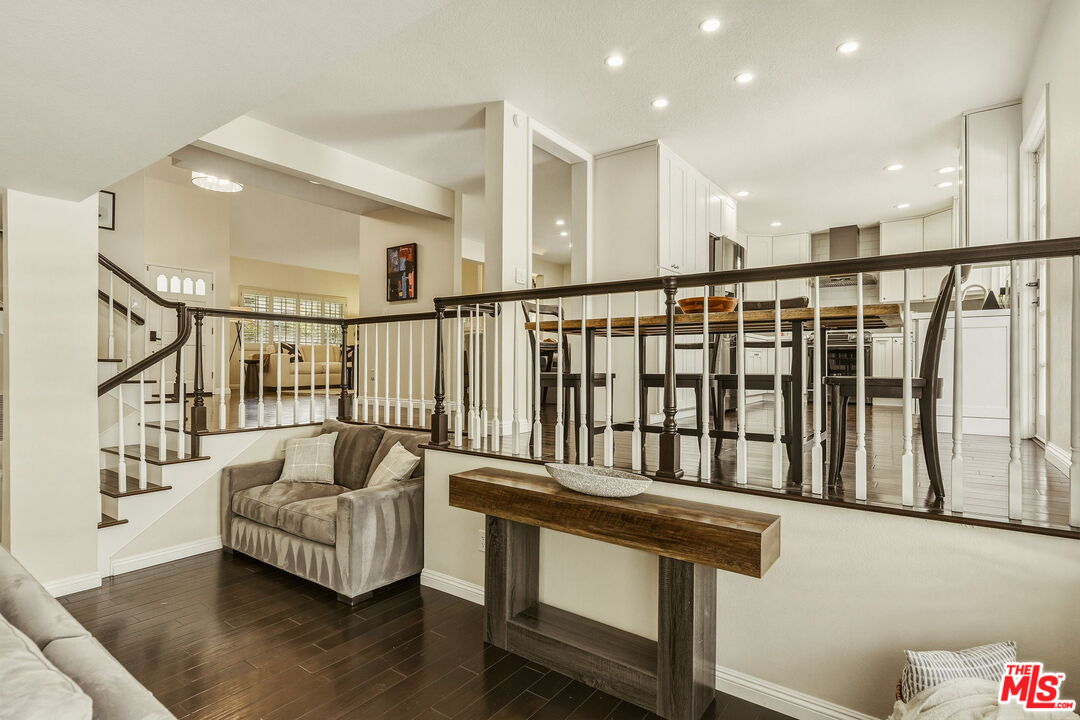 7262 Elmsbury Ln