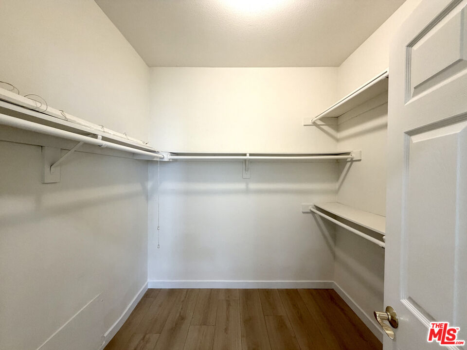 9836 Vidor Dr Unit: 1B