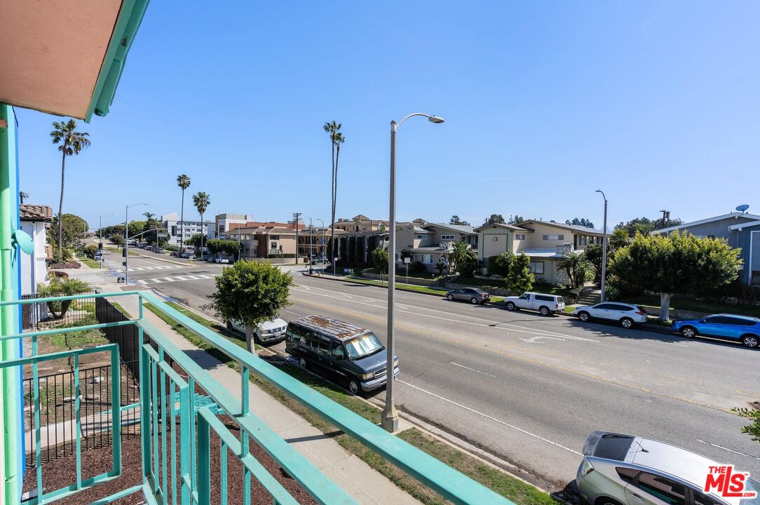 7825 W Manchester Ave Unit: 22