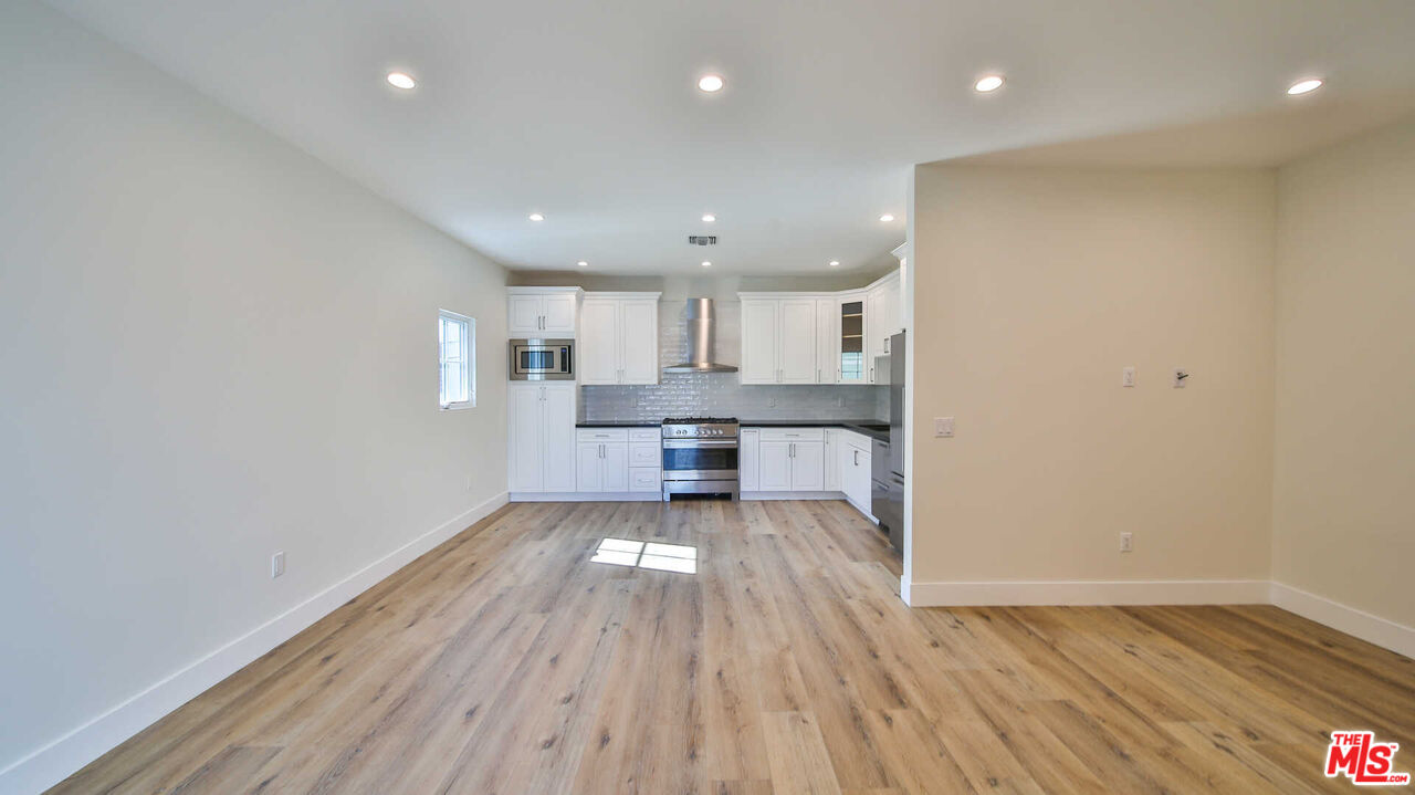 845 N Alfred St
