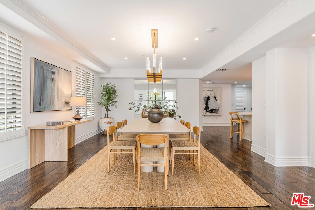 1530 Camden Ave Unit: 305
