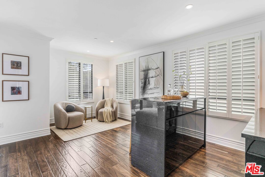 1530 Camden Ave Unit: 305