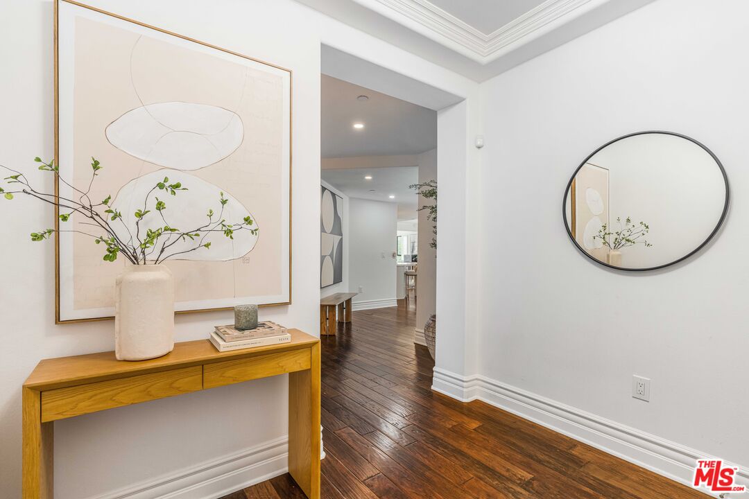 1530 Camden Ave Unit: 305
