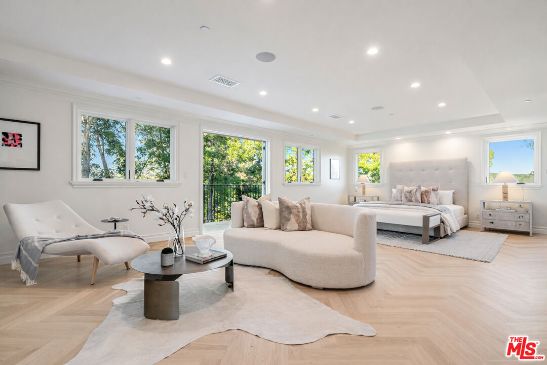 1900 Bel Air Rd