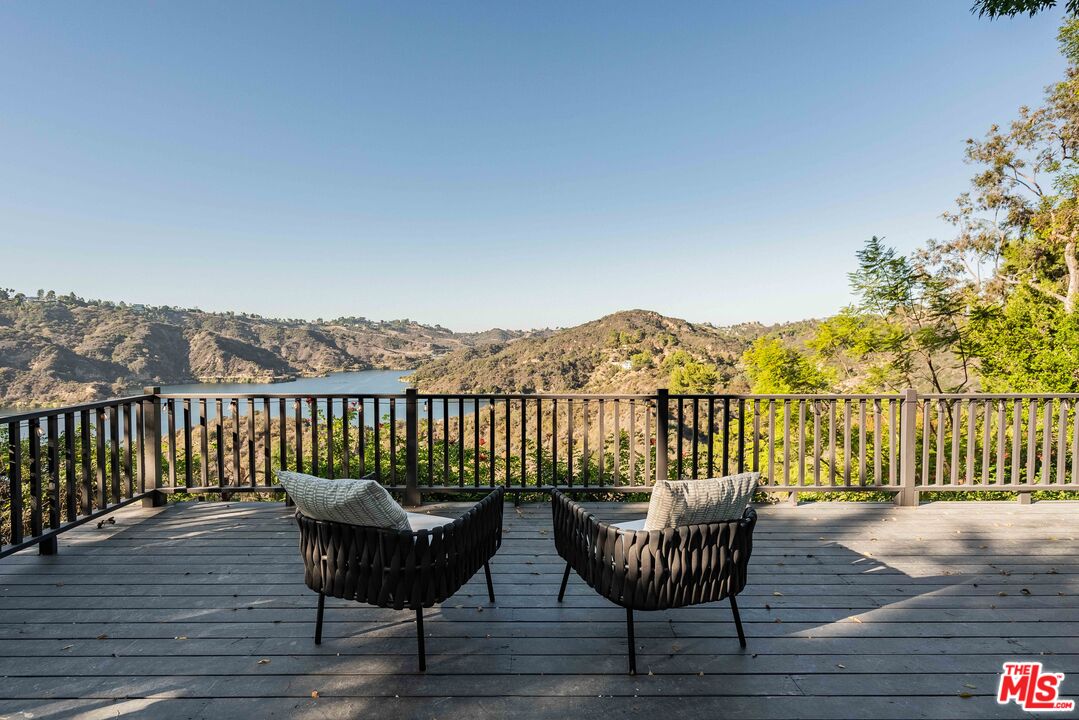 1900 Bel Air Rd