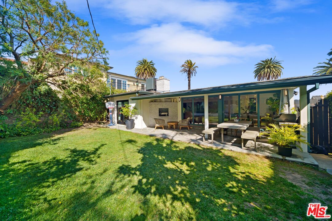 3085 Motor Ave