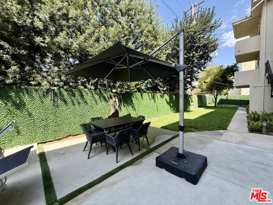 711 Orange Grove Ave Unit: 301