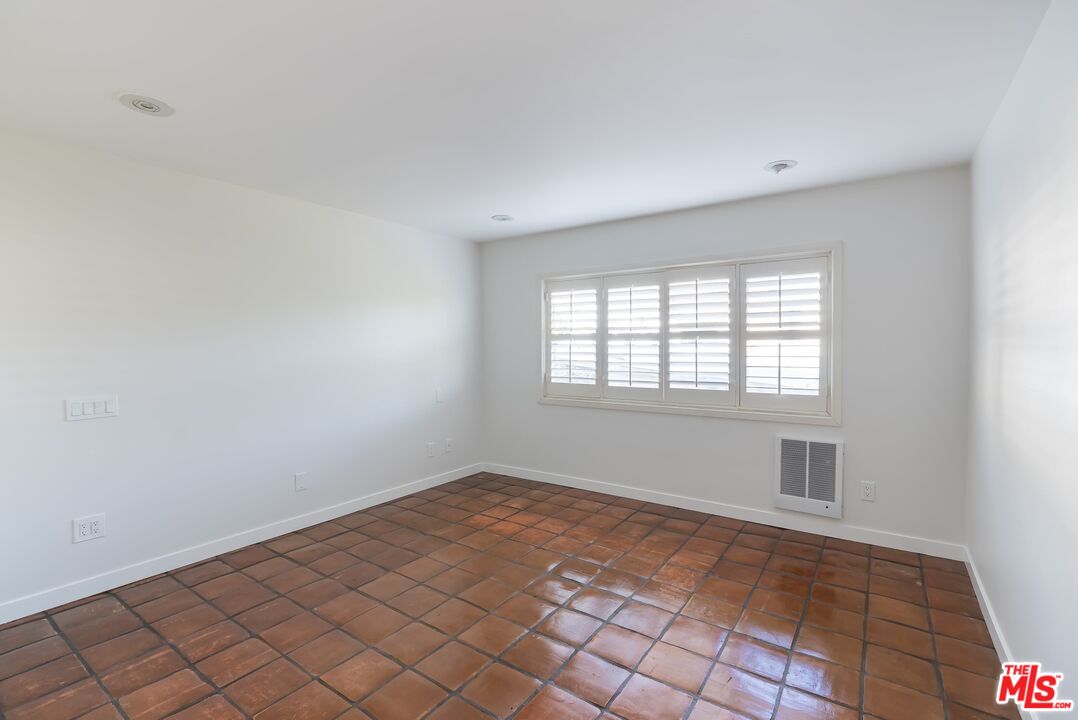 22548 Pacific Coast Hwy Unit: 101