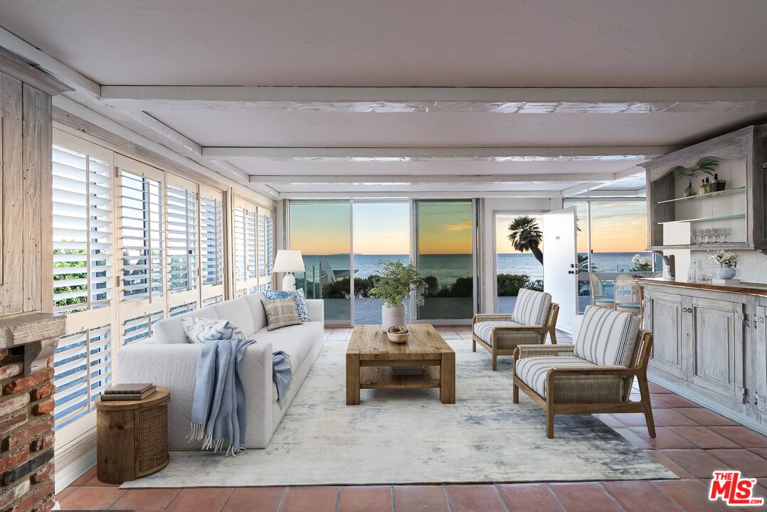 22548 Pacific Coast Hwy Unit: 101
