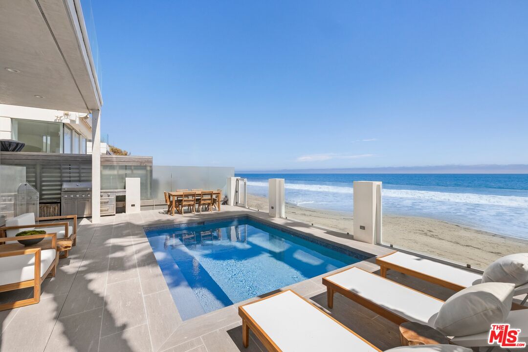 22440 Pacific Coast Hwy