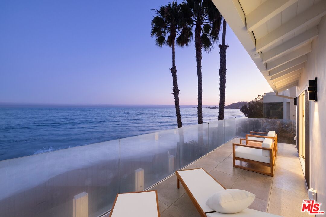 22440 Pacific Coast Hwy