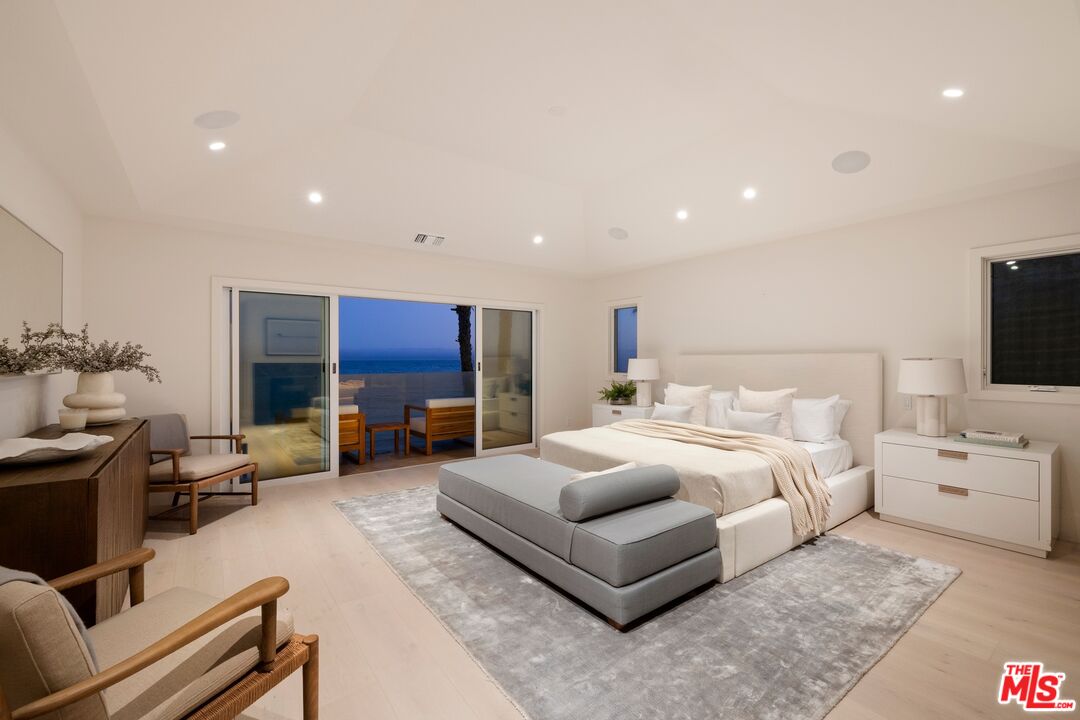 22440 Pacific Coast Hwy