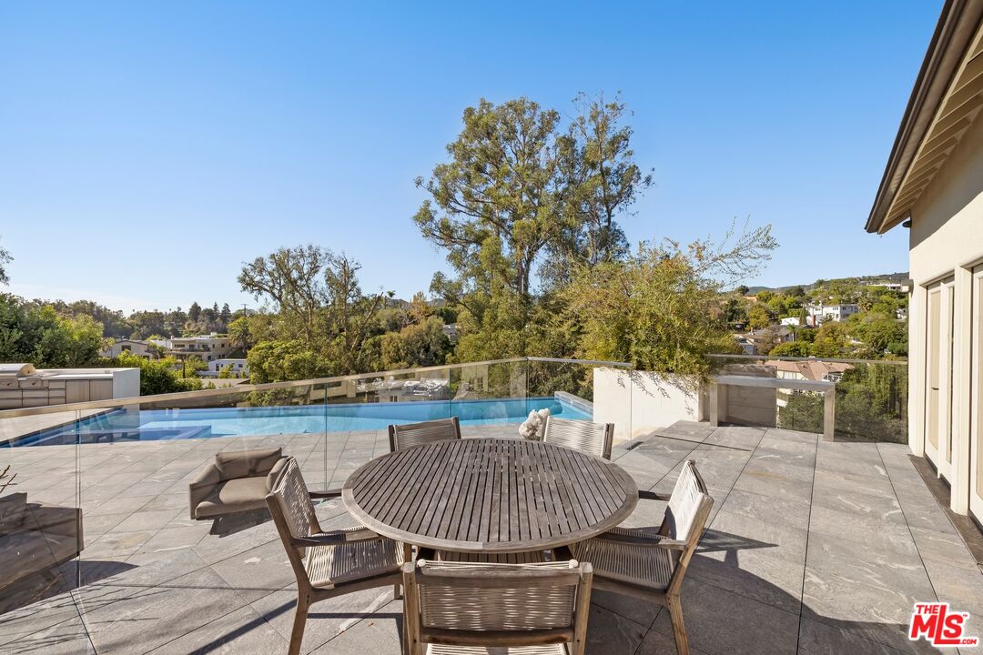 357 Crown Dr