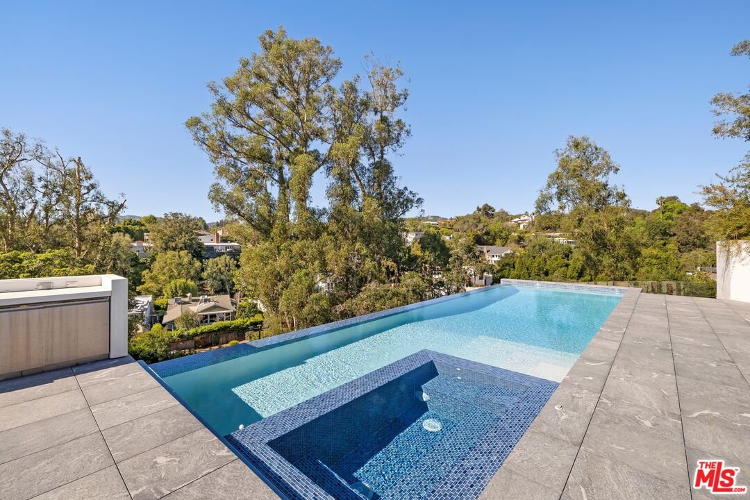 357 Crown Dr